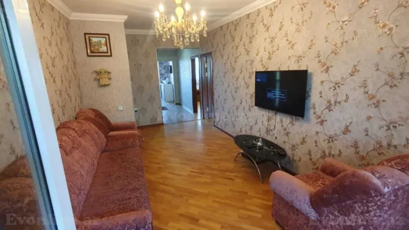 Satılır 4 otaqlı Mənzil Köhnə tikili 90 m² Sabunçu r. - şəkil 2