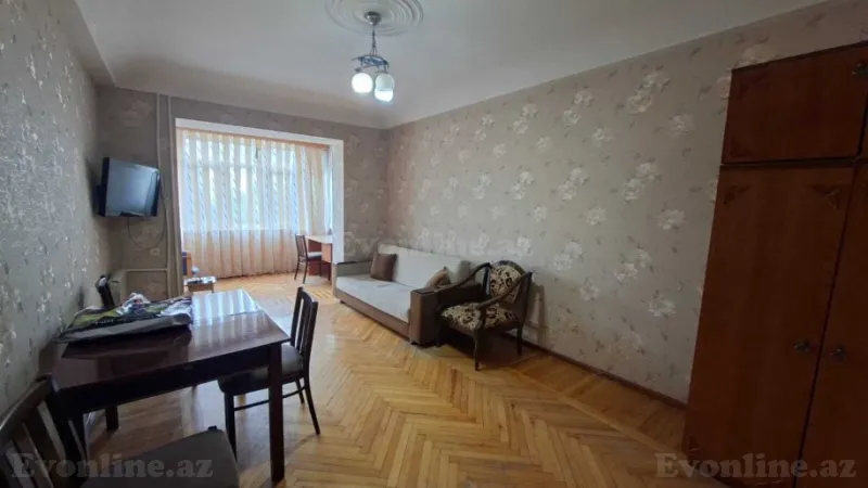 Satılır 2 otaqlı Mənzil Köhnə tikili 60 m² Elmlər Akademiyası m. - şəkil 7