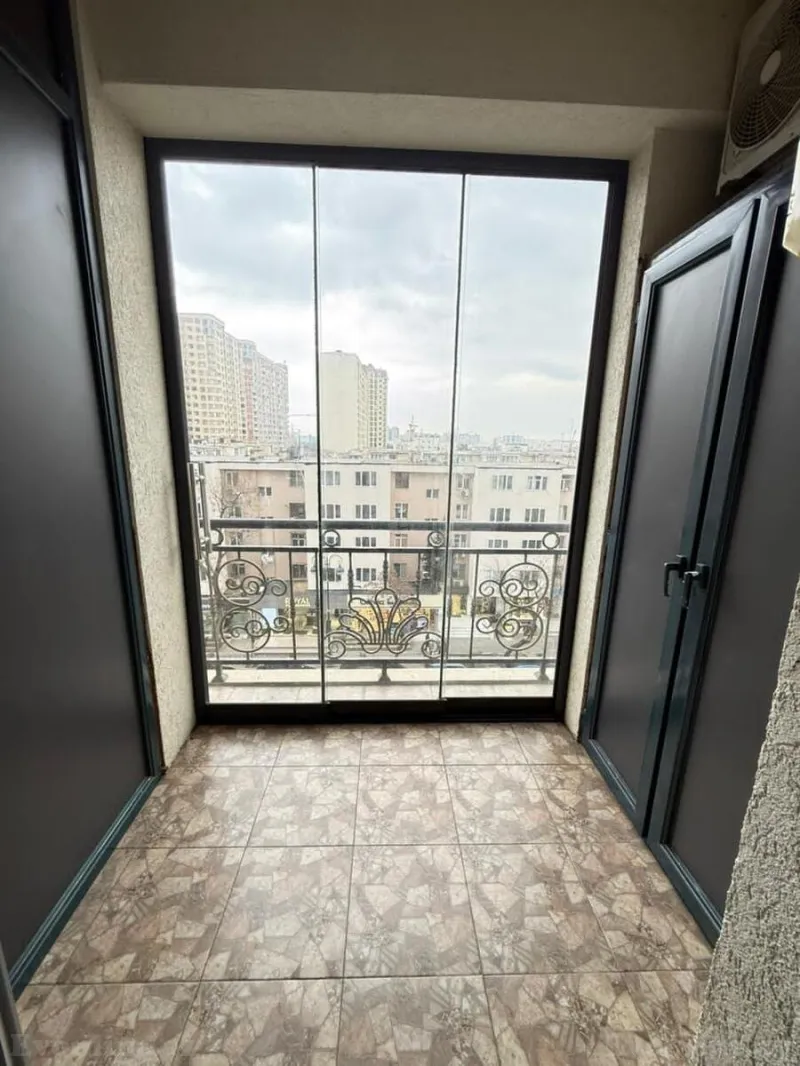 Kirayə verilir 2 otaqlı Mənzil Yeni tikili 100 m² Nərimanov r. - şəkil 15