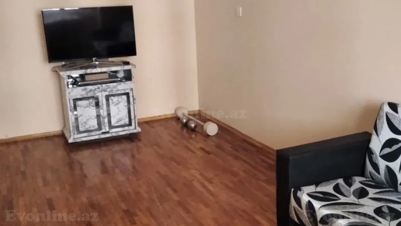 Satılır 3 otaqlı Mənzil Köhnə tikili 80 m² Həzi Aslanov - şəkil 4