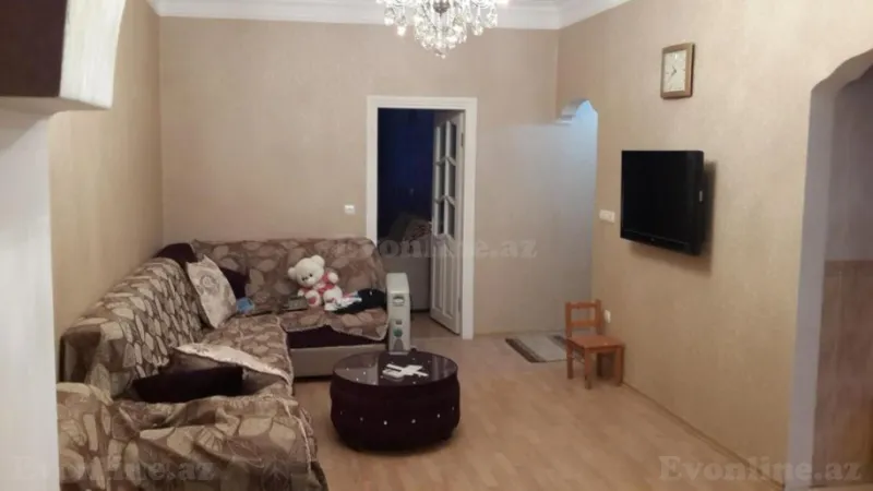 Kirayə verilir 2 otaqlı Mənzil Köhnə tikili 55 m² Nəsimi m.