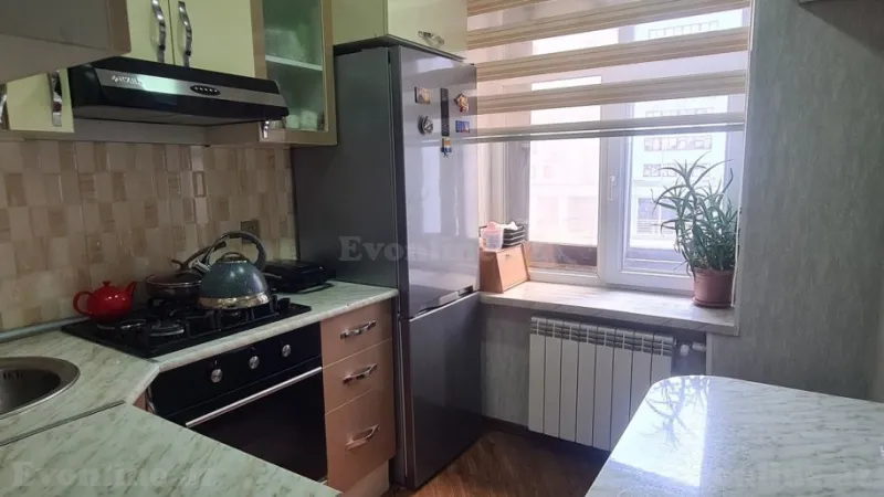 Satılır 3 otaqlı Mənzil Köhnə tikili 80 m² Binəqədi r. - şəkil 10