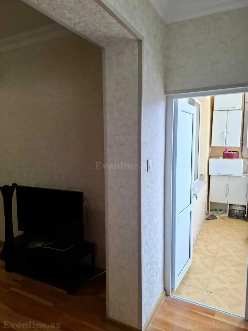 Kirayə verilir 2 otaqlı Mənzil Köhnə tikili 65 m² Həzi Aslanov - şəkil 16