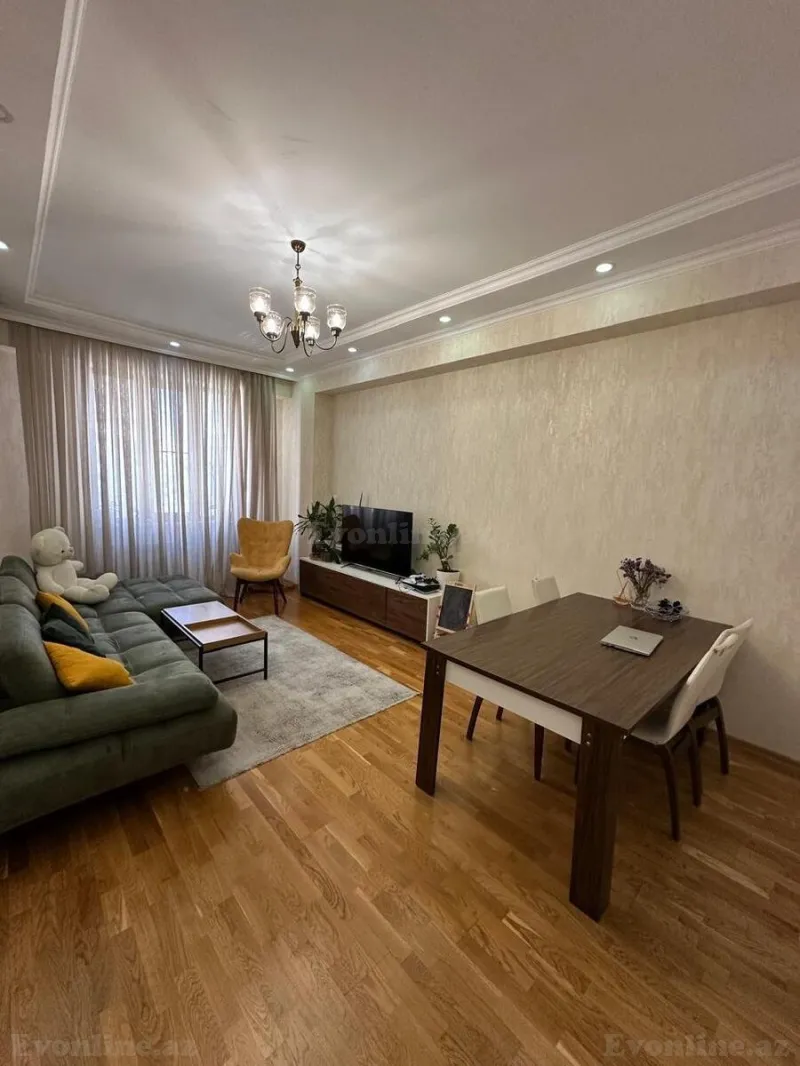 3 otaqlı Mənzil 102 m² 8-ci kilometr Satılır