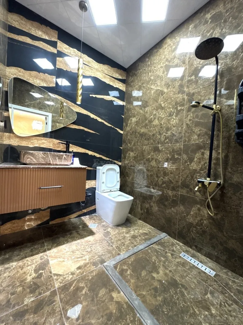 Kirayə verilir 2 otaqlı Mənzil Yeni tikili 85 m² İnşaatçılar m. - şəkil 22