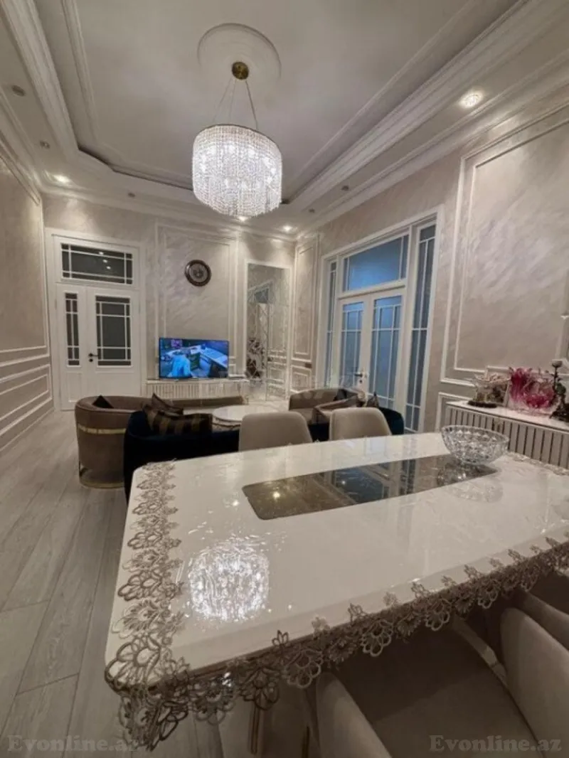 Satılır 3 otaqlı Mənzil Köhnə tikili 120 m² 28 May m. - şəkil 2