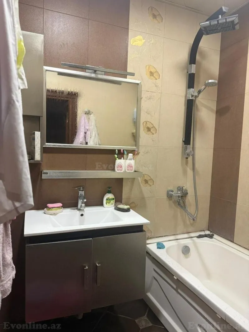 Satılır 3 otaqlı Mənzil Köhnə tikili 85 m² 8-ci mikrorayon - şəkil 5