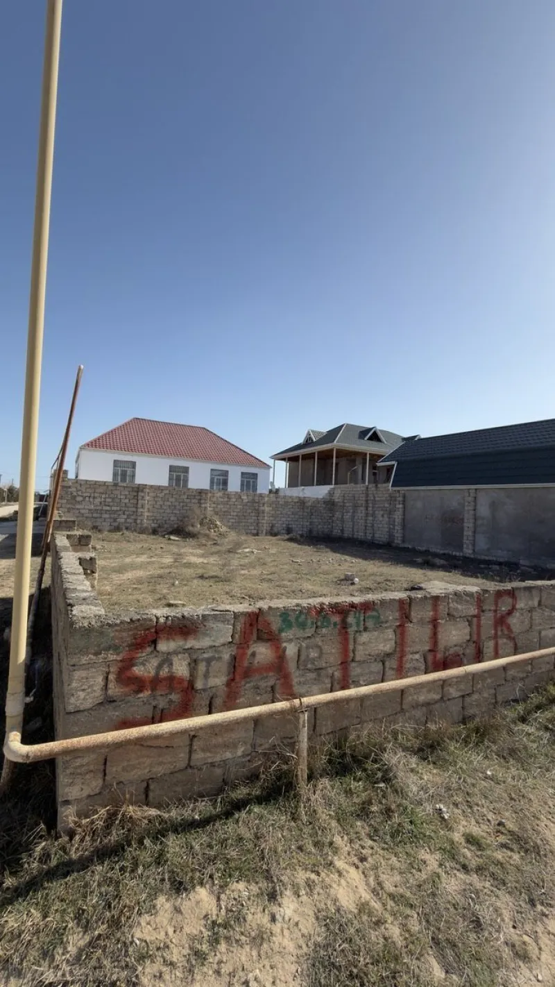 Torpaq Qala Satılır