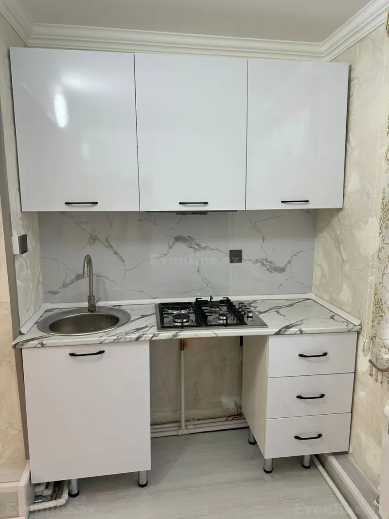 Satılır 2 otaqlı Mənzil Köhnə tikili 35 m² Neftçilər m. - şəkil 6