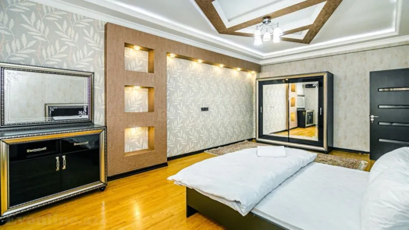 Kirayə verilir 3 otaqlı Mənzil Yeni tikili 135 m² İnşaatçılar m. - şəkil 15