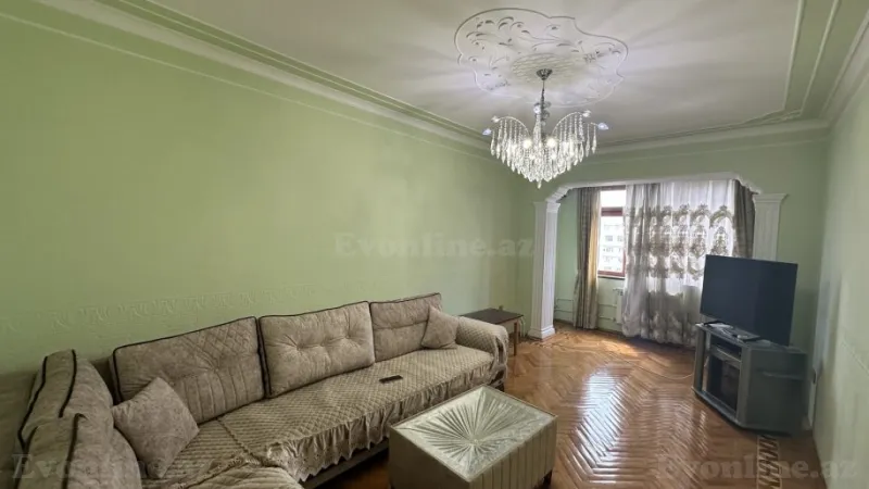 Satılır 4 otaqlı Mənzil Köhnə tikili 110 m² Xalqlar Dostluğu m. - şəkil 4