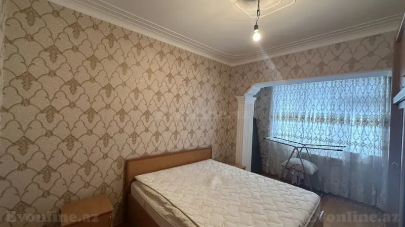 Satılır 4 otaqlı Mənzil Köhnə tikili 110 m² Xalqlar Dostluğu m. - şəkil 7