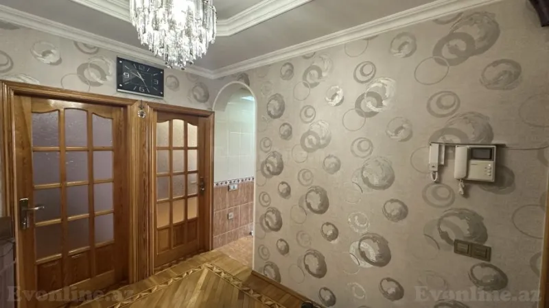 Satılır 4 otaqlı Mənzil Köhnə tikili 110 m² Xalqlar Dostluğu m. - şəkil 20