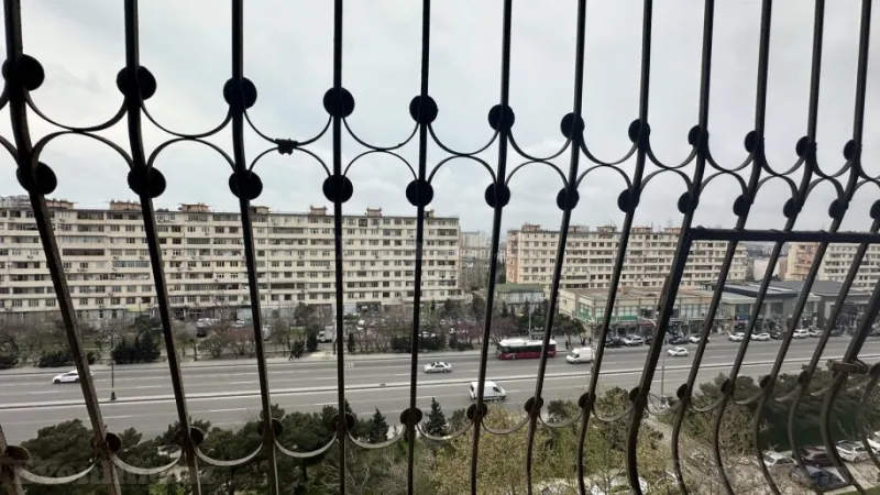 Satılır 4 otaqlı Mənzil Köhnə tikili 110 m² Xalqlar Dostluğu m. - şəkil 22