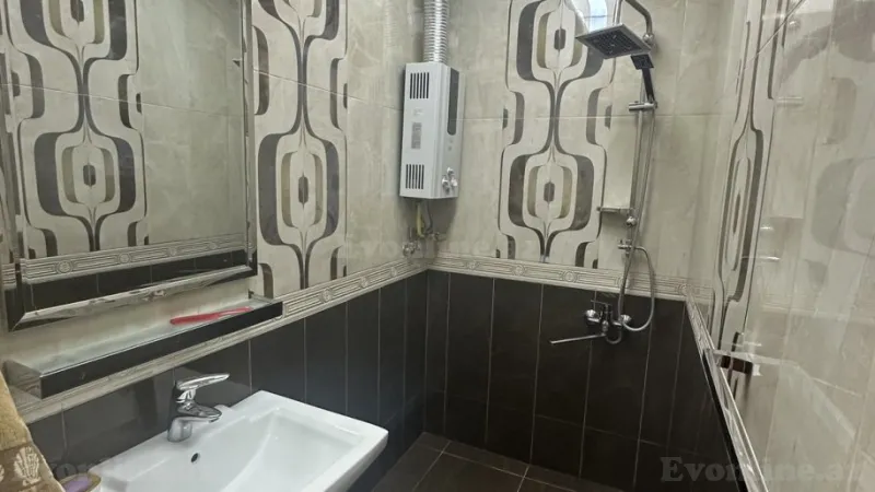 Satılır 4 otaqlı Mənzil Köhnə tikili 110 m² Xalqlar Dostluğu m. - şəkil 24