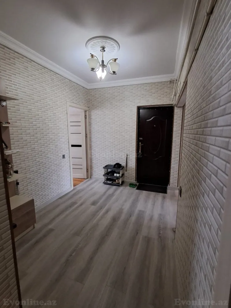 Satılır 5 otaqlı Mənzil Köhnə tikili 80 m² Hövsan - şəkil 2