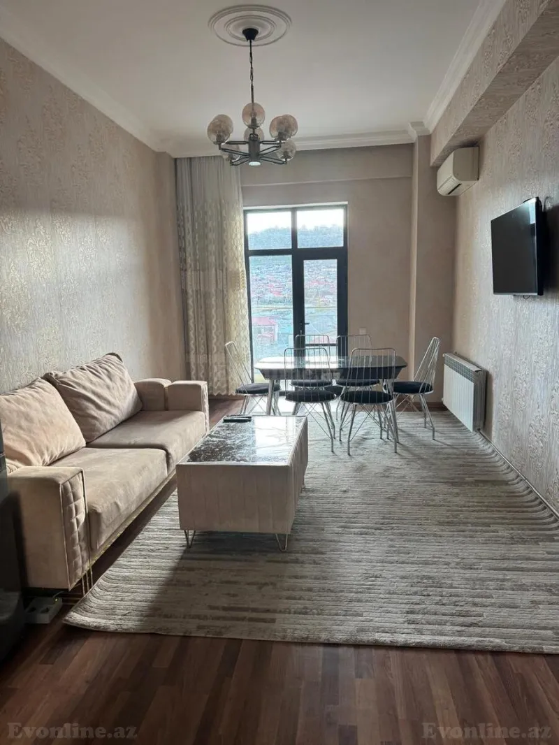 Kirayə verilir 3 otaqlı Mənzil Yeni tikili 100 m² Səbail r.