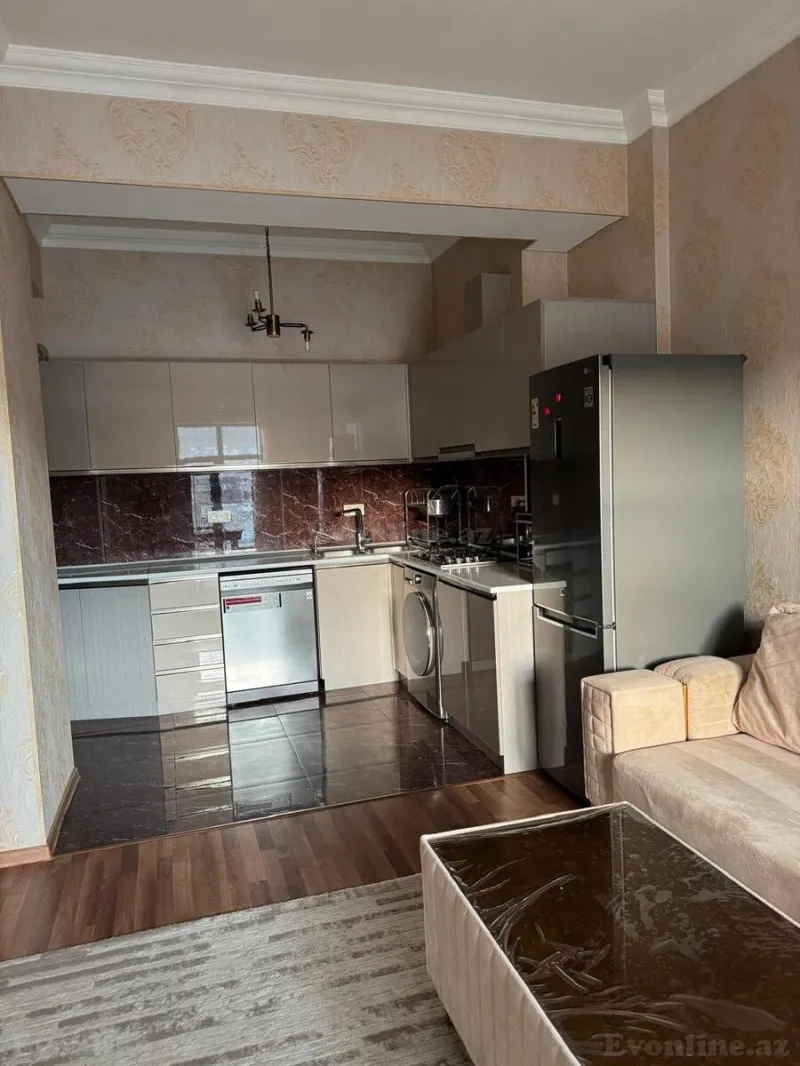 Kirayə verilir 3 otaqlı Mənzil Yeni tikili 100 m² Səbail r. - şəkil 6