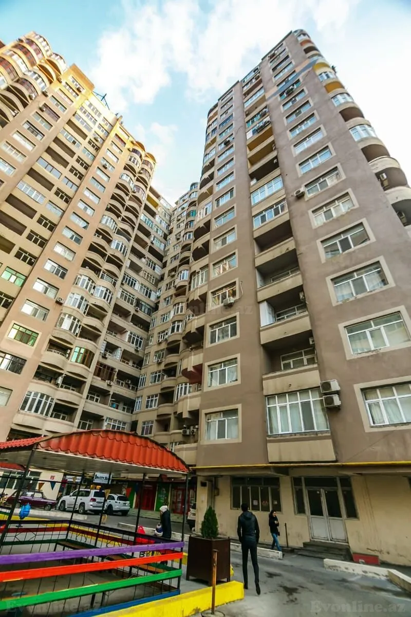 Kirayə verilir 3 otaqlı Mənzil Yeni tikili 120 m² Nəsimi m. - şəkil 26