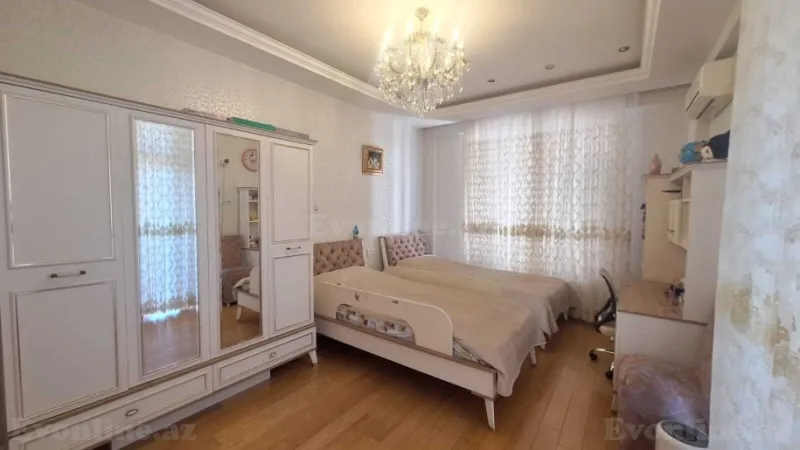 Satılır 4 otaqlı Mənzil Yeni tikili 250 m² 28 May m. - şəkil 11