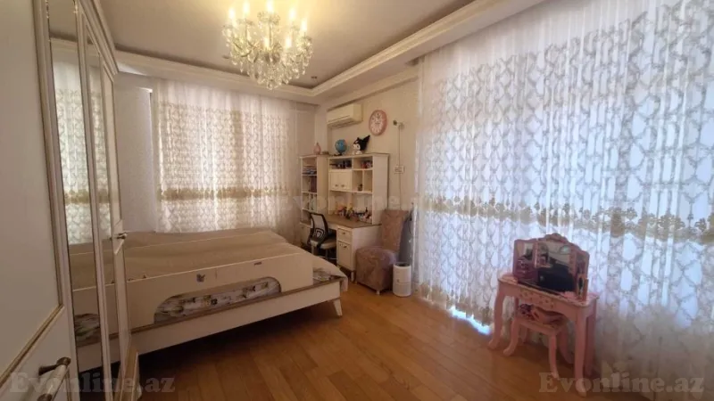 Satılır 4 otaqlı Mənzil Yeni tikili 250 m² 28 May m. - şəkil 12