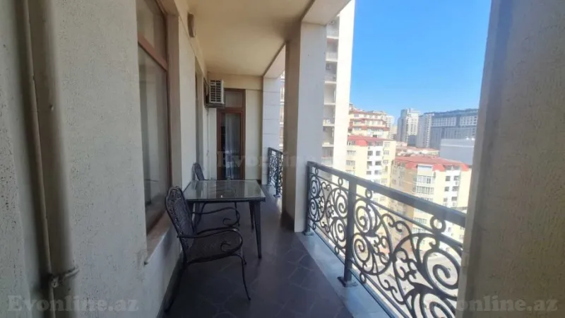 Satılır 4 otaqlı Mənzil Yeni tikili 250 m² 28 May m. - şəkil 22