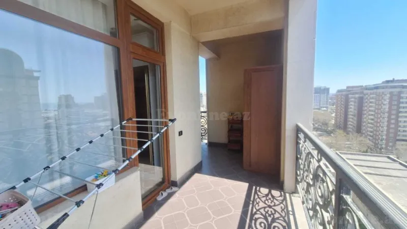 Satılır 4 otaqlı Mənzil Yeni tikili 250 m² 28 May m. - şəkil 26