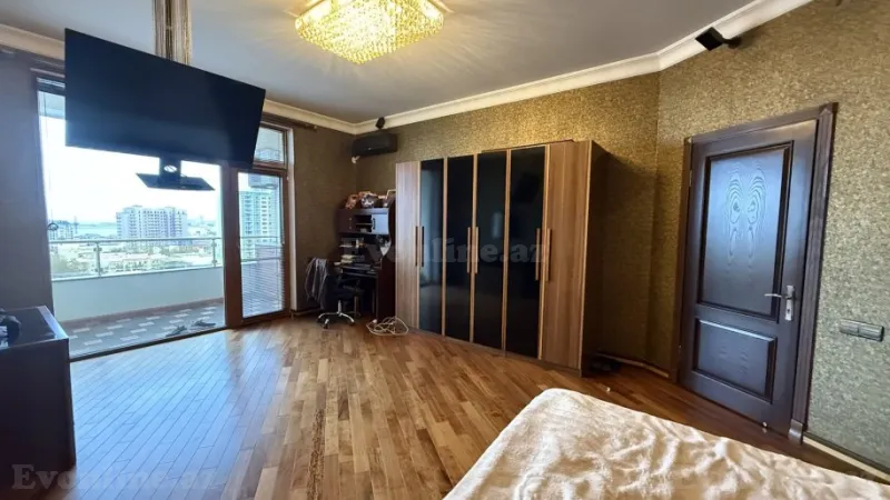 Satılır 4 otaqlı Mənzil Yeni tikili 220 m² 28 May m. - şəkil 16