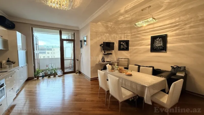 Satılır 4 otaqlı Mənzil Yeni tikili 220 m² 28 May m. - şəkil 21