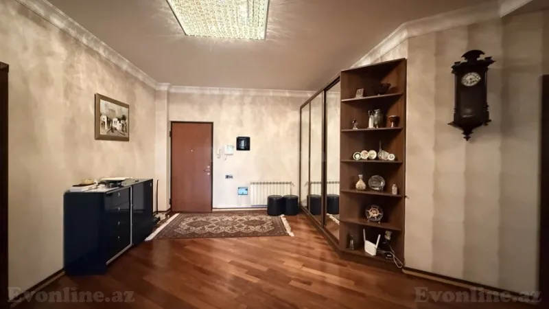 Satılır 4 otaqlı Mənzil Yeni tikili 220 m² 28 May m. - şəkil 25