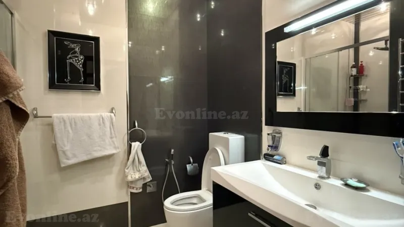 Satılır 4 otaqlı Mənzil Yeni tikili 220 m² 28 May m. - şəkil 29