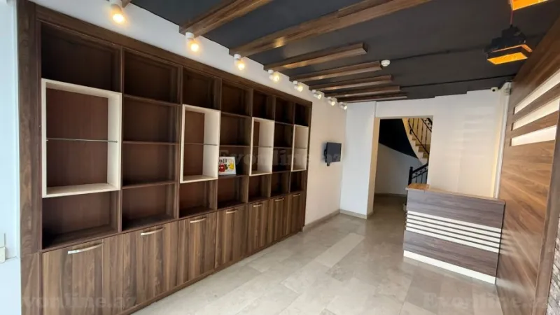 6 otaqlı Ofis 200 m² Nəriman Nərimanov m. Satılır