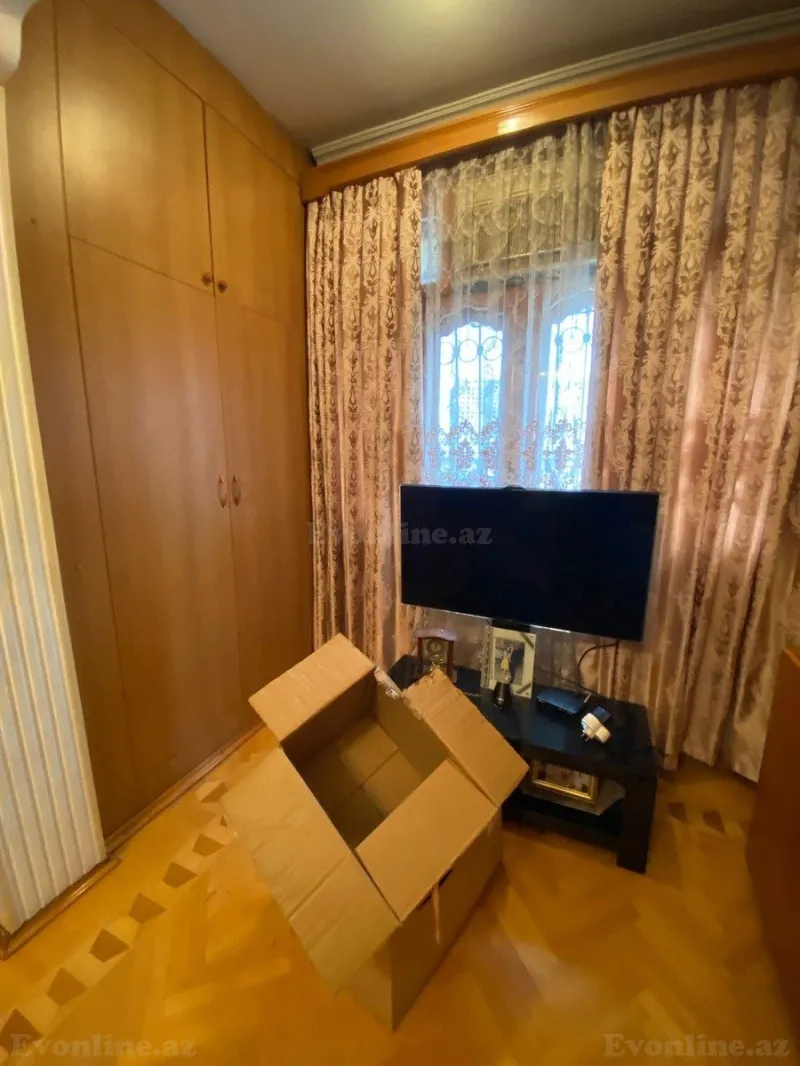 Satılır 2 otaqlı Mənzil Köhnə tikili 55 m² 3-cü mikrorayon - şəkil 2