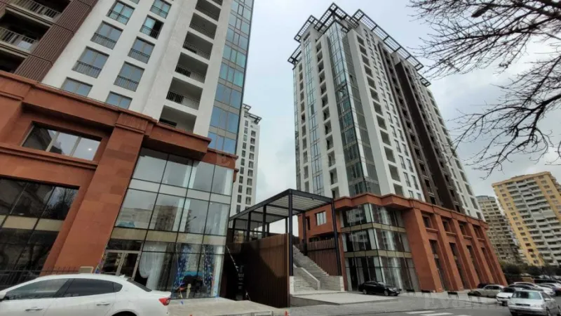 Satılır 5 otaqlı Mənzil Yeni tikili 291 m² Elmlər Akademiyası m. - şəkil 2