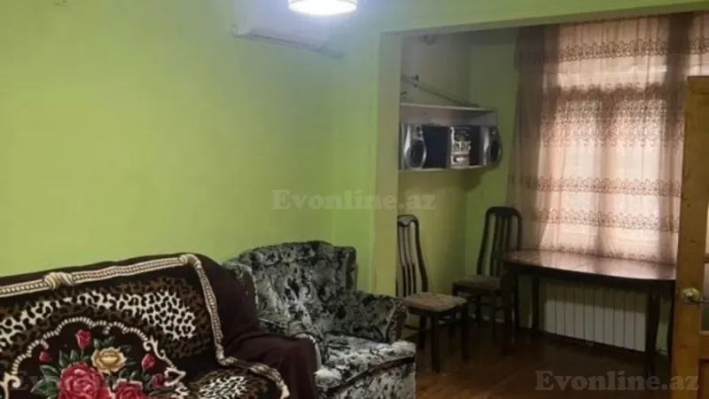 Kirayə verilir 2 otaqlı Mənzil Köhnə tikili 55 m² 1-ci mikrorayon