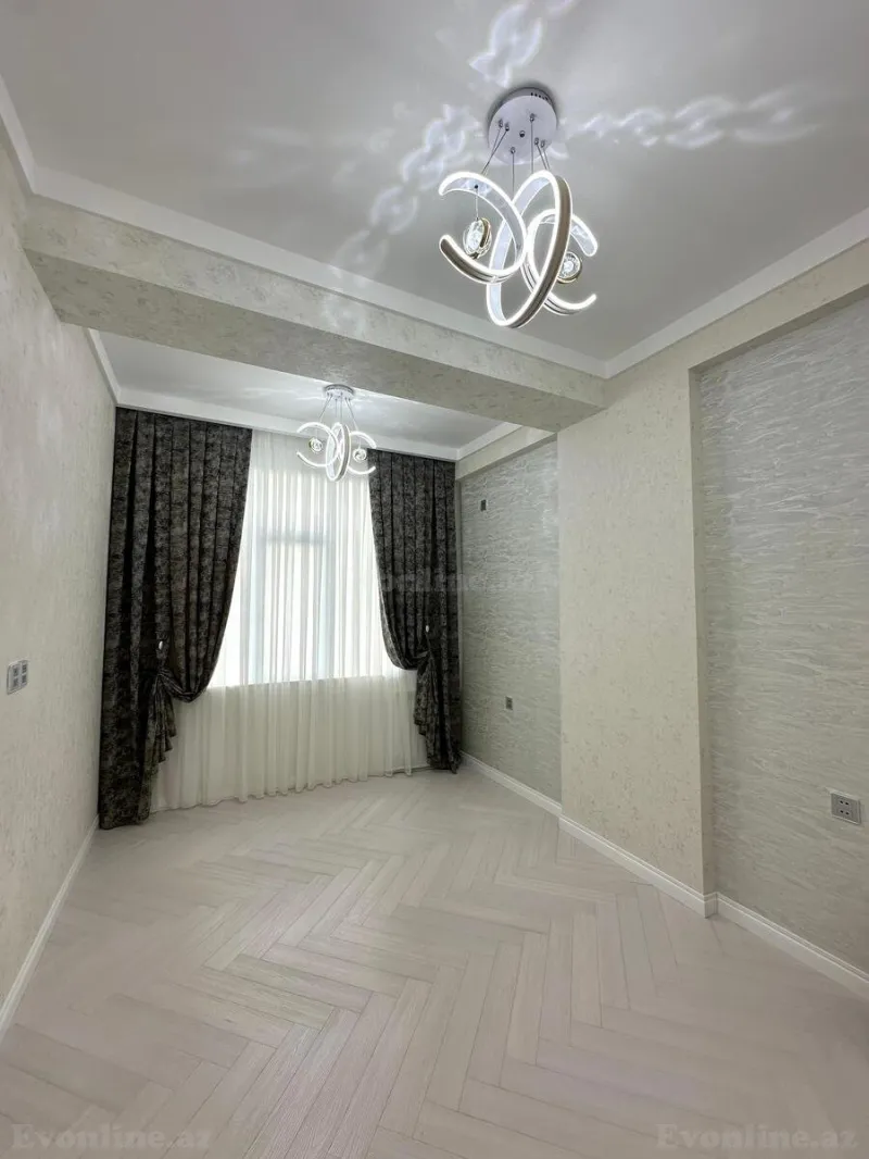 Satılır 4 otaqlı Mənzil Yeni tikili 131 m² Memar Əcəmi m. - şəkil 3