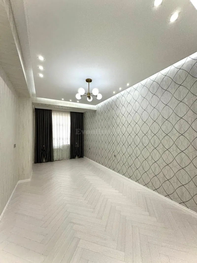 Satılır 4 otaqlı Mənzil Yeni tikili 131 m² Memar Əcəmi m. - şəkil 4