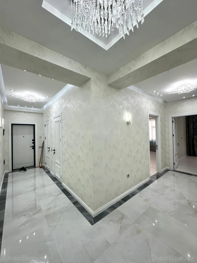 Satılır 4 otaqlı Mənzil Yeni tikili 131 m² Memar Əcəmi m. - şəkil 9