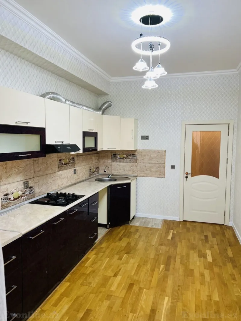 Satılır 3 otaqlı Mənzil Yeni tikili 107 m² Qara Qarayev m. - şəkil 11