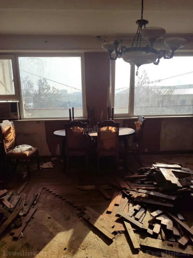 4 otaqlı Mənzil 100 m² Gənclik m. Satılır