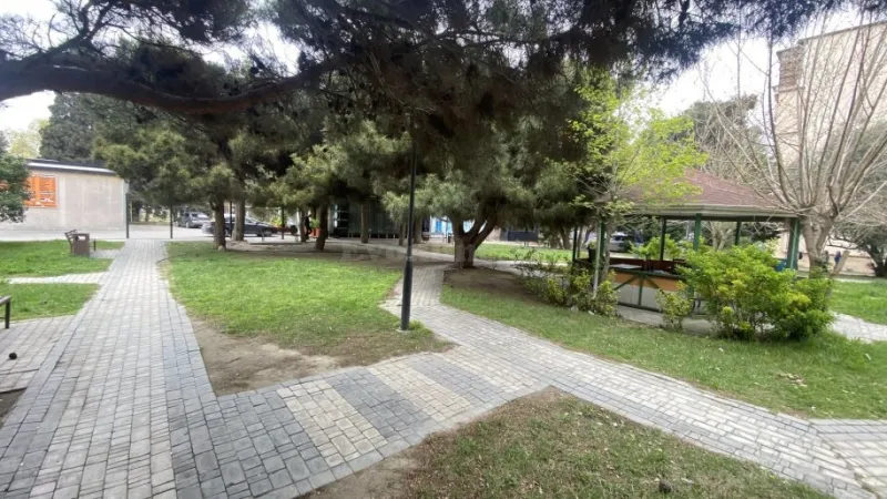 Satılır 4 otaqlı Mənzil Köhnə tikili 100 m² Gənclik m. - şəkil 12