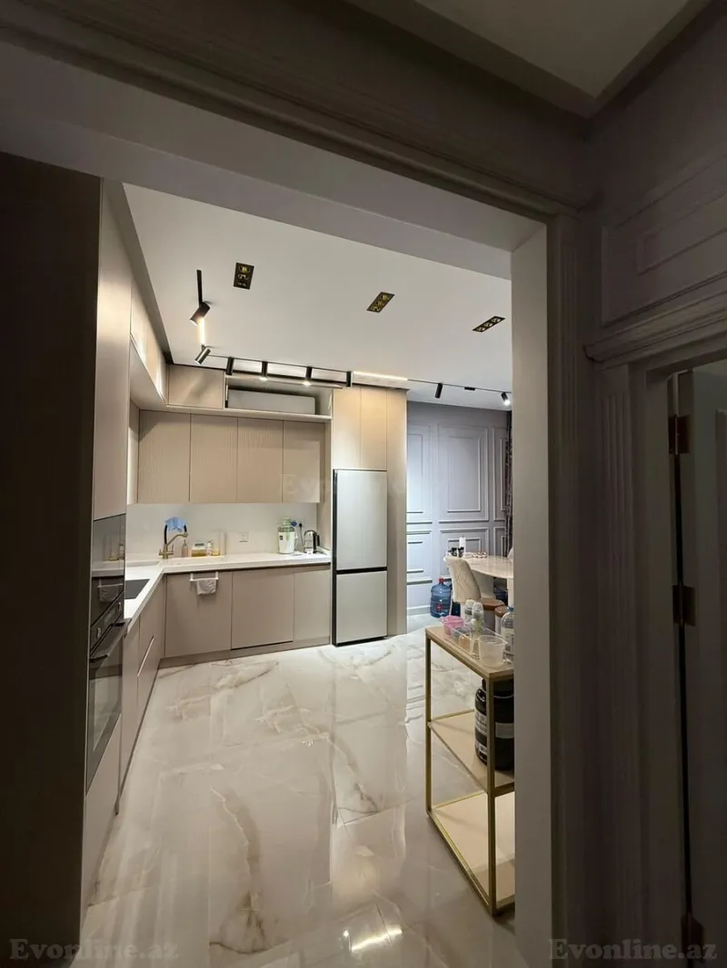 Kirayə verilir 4 otaqlı Mənzil Yeni tikili 160 m² Nəsimi r. - şəkil 5