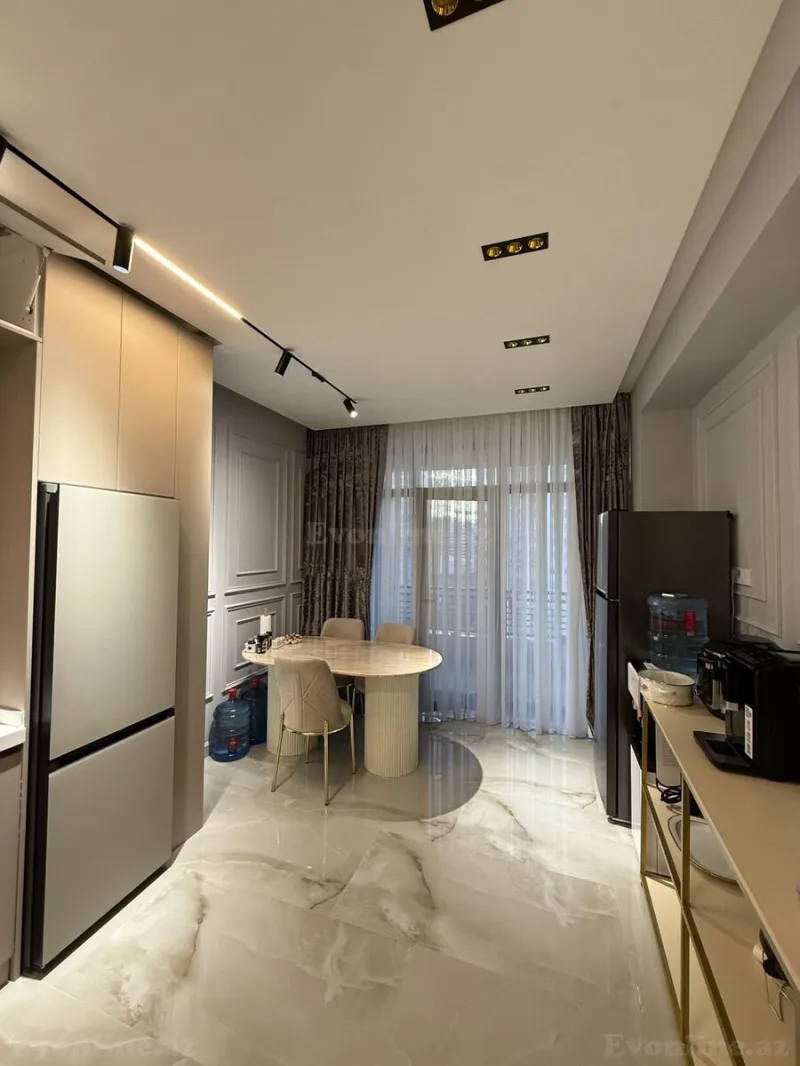 Kirayə verilir 4 otaqlı Mənzil Yeni tikili 160 m² Nəsimi r. - şəkil 6