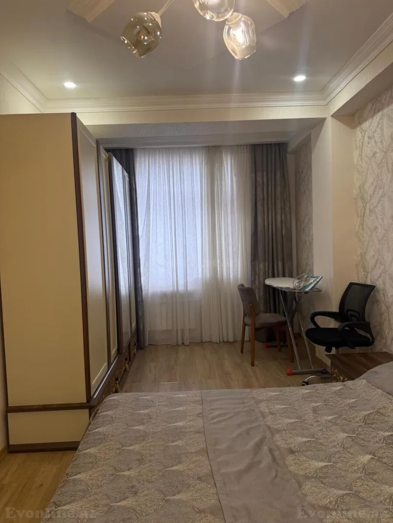 Kirayə verilir 2 otaqlı Mənzil Yeni tikili 100 m² Yeni Yasamal - şəkil 9