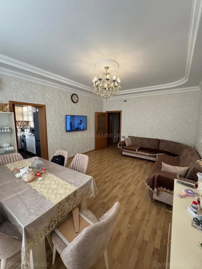 Satılır 2 otaqlı Mənzil Yeni tikili 72 m² Memar Əcəmi m.