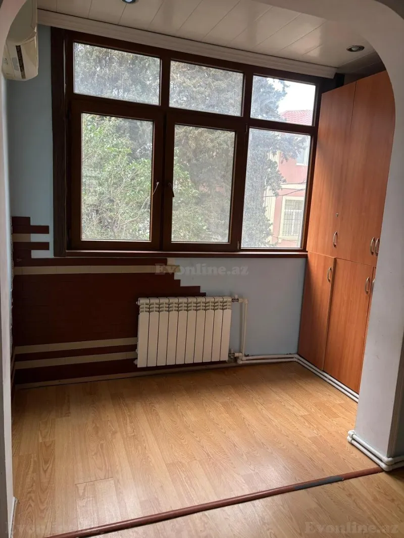 Kirayə verilir 2 otaqlı Mənzil Köhnə tikili 55 m² 6-cı mikrorayon - şəkil 5