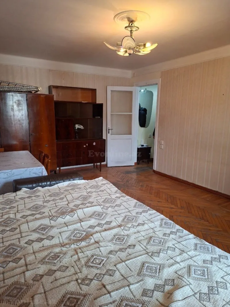 Satılır 1 otaqlı Mənzil Köhnə tikili 40 m² Xətai m. - şəkil 3