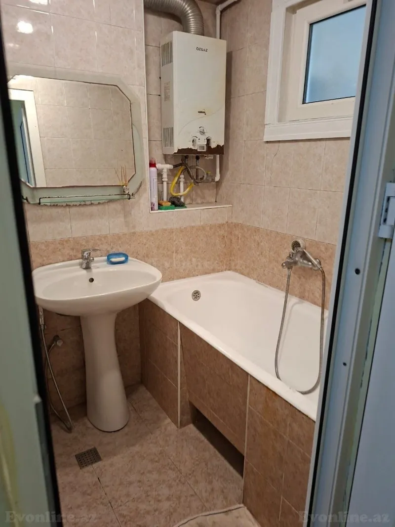 Satılır 1 otaqlı Mənzil Köhnə tikili 40 m² Xətai m. - şəkil 14