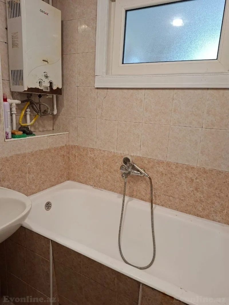 Satılır 1 otaqlı Mənzil Köhnə tikili 40 m² Xətai m. - şəkil 15