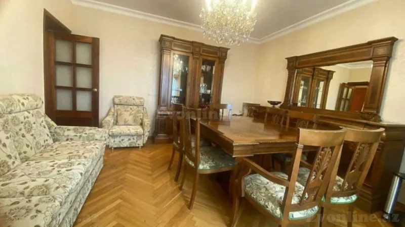 Satılır 4 otaqlı Mənzil Yeni tikili 115 m² Elmlər Akademiyası m.